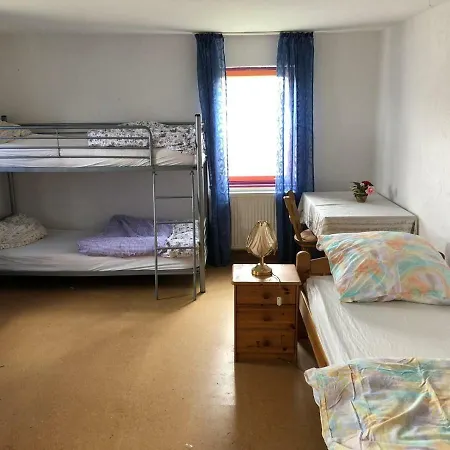 別荘 Auberg Ganzes Haus, Guenstig, Geraeumig Und Schlicht! *