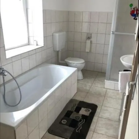 Auberg Ganzes Haus, Guenstig, Geraeumig Und Schlicht! Hutthurm